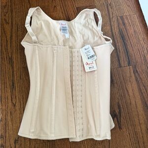 Women’s Waist  Shaper New with Tags